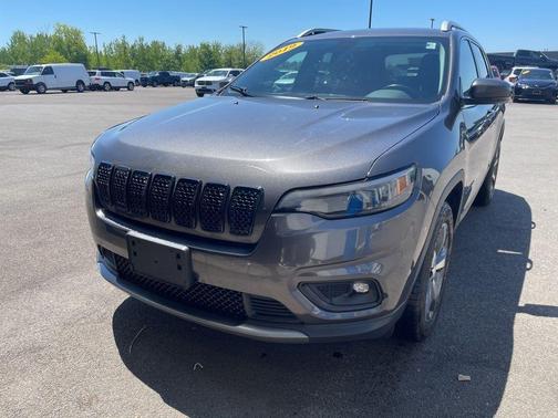 Granite Crystal Clearcoat Metallic 2019 Jeep Cherokee Limited