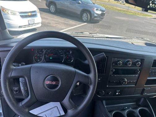 2023 GMC Savana 2500 Work Van