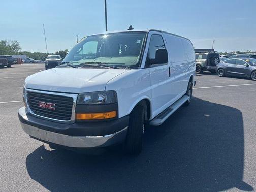 2023 GMC Savana 2500 Work Van