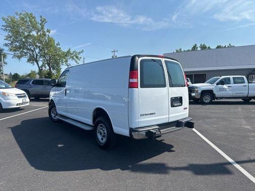 2023 GMC Savana 2500 Work Van
