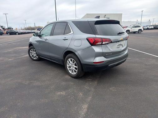 Sterling Gray Metallic 2024 Chevrolet Equinox LT