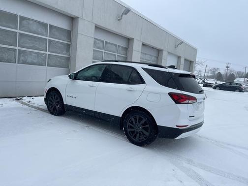 2023 Chevrolet Equinox RS
