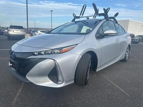 2022 Toyota Prius Prime LE