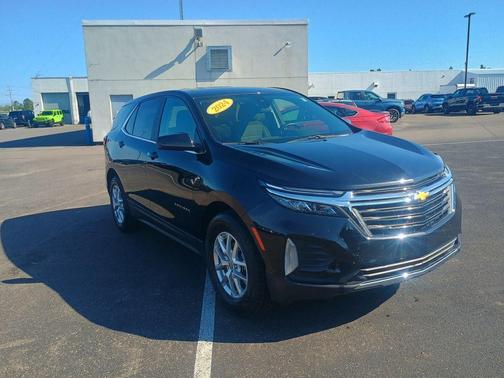 Mosaic Black Metallic 2024 Chevrolet Equinox LT