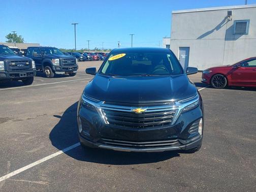 Mosaic Black Metallic 2024 Chevrolet Equinox LT