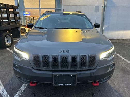 2022 Jeep Cherokee Trailhawk