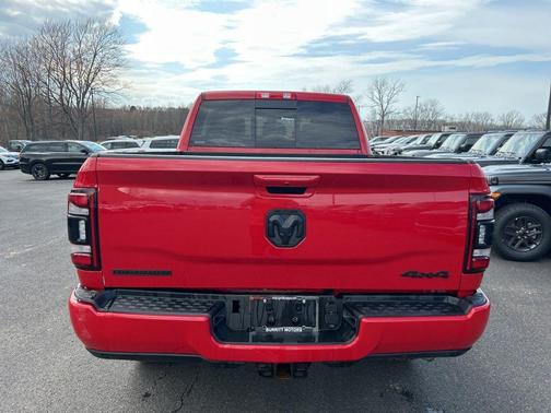 Flame Red Clearcoat 2022 RAM 3500 Big Horn