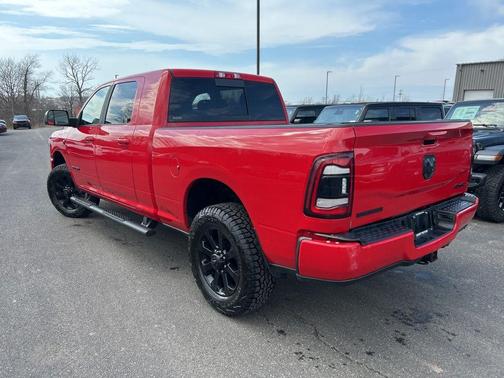 Flame Red Clearcoat 2022 RAM 3500 Big Horn