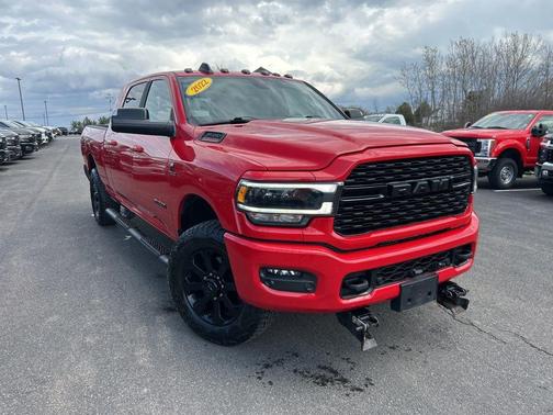 Flame Red Clearcoat 2022 RAM 3500 Big Horn