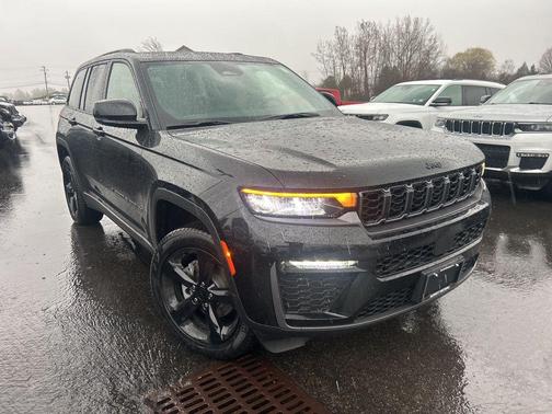 Diamond Black 2026 Jeep Grand Cherokee Limited