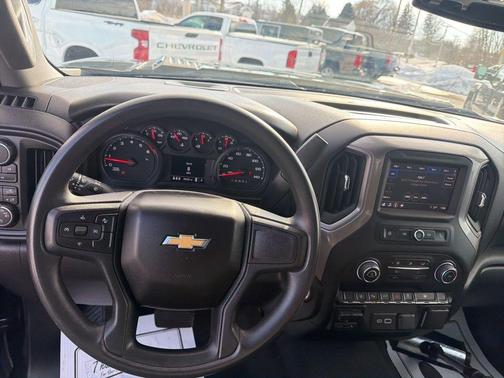 2024 Chevrolet Silverado 2500 Custom