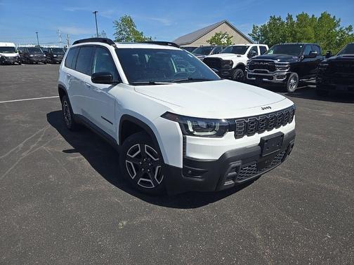 Bright White Clearcoat 2026 Jeep Cherokee LAREDO/LIMITED