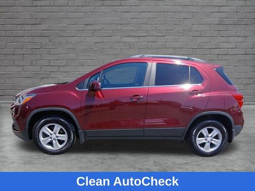 Crimson Metallic 2017 Chevrolet Trax LT