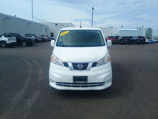 Cloud White 2017 Nissan NV200 SV