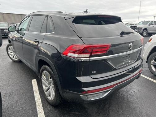 2022 Volkswagen Atlas Cross Sport 2.0T SE w/Technology