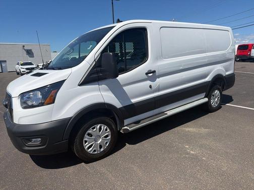 Oxford White 2024 Ford Transit-250 Base