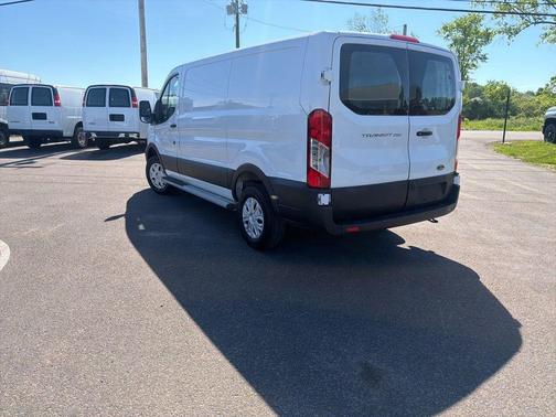Oxford White 2024 Ford Transit-250 Base