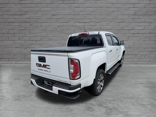 Summit White 2021 GMC Canyon Denali