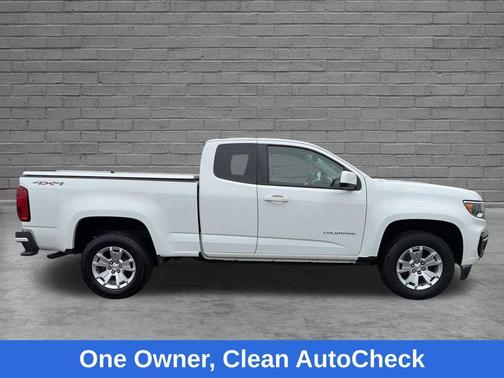 Summit White 2022 Chevrolet Colorado LT