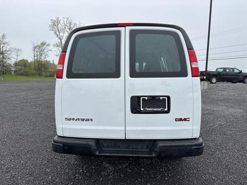 2023 GMC Savana 2500 Work Van