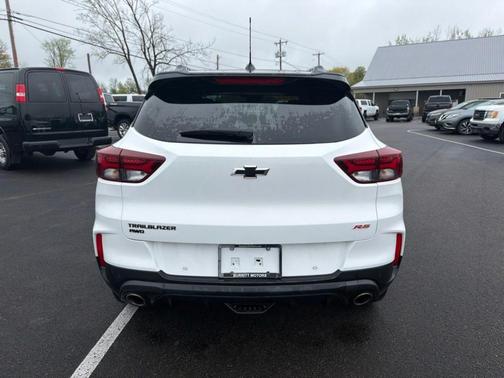 Summit White 2022 Chevrolet Trailblazer RS