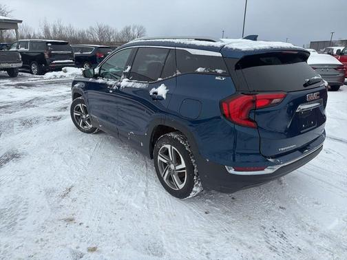 2021 GMC Terrain SLT