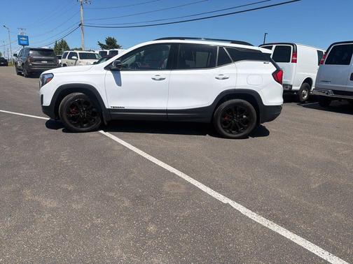 Summit White 2020 GMC Terrain SLT