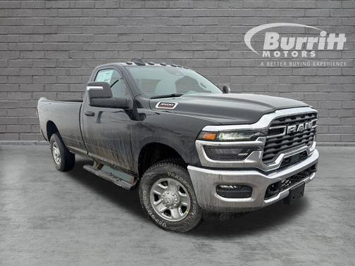 Diamond Black 2026 RAM 3500 Tradesman
