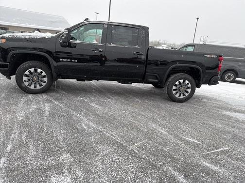 2026 Chevrolet Silverado 2500 Custom