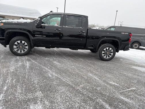 2026 Chevrolet Silverado 2500 Custom