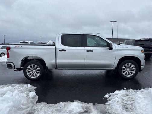 2021 Chevrolet Silverado 1500 Custom