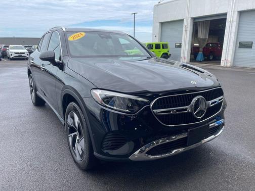 Black 2024 Mercedes-Benz GLC 300 Base 4MATIC