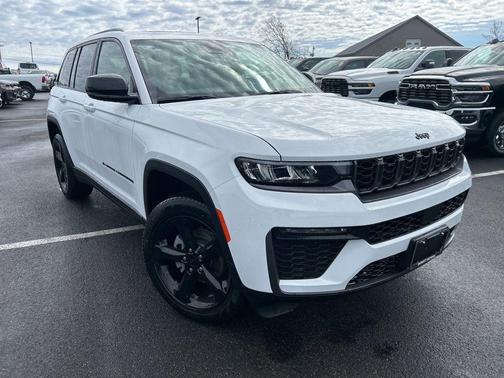 Bright White Clearcoat 2026 Jeep Grand Cherokee Limited