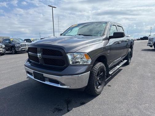 2018 RAM 1500 ST