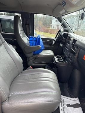 2017 Chevrolet Express 2500 LS