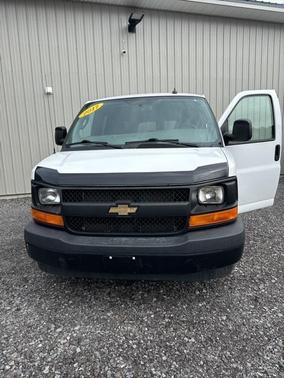2017 Chevrolet Express 2500 LS