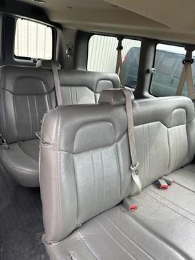 2017 Chevrolet Express 2500 LS