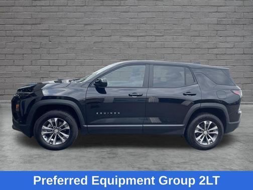 Mosaic Black Metallic 2026 Chevrolet Equinox LT