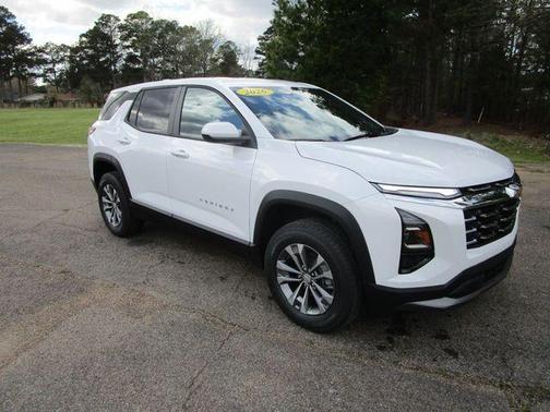 Summit White 2026 Chevrolet Equinox LT