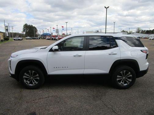 Summit White 2026 Chevrolet Equinox LT