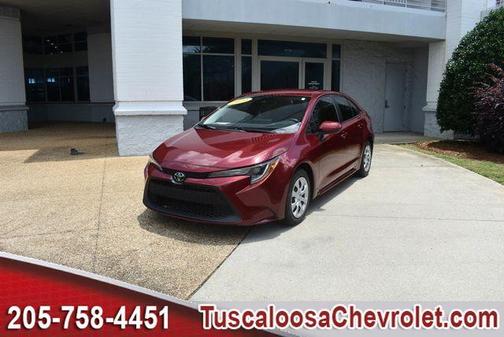 Pearl 2022 Toyota Corolla LE