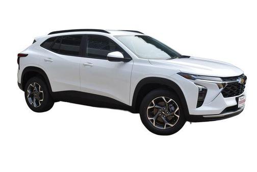 Summit White 2026 Chevrolet Trax LT