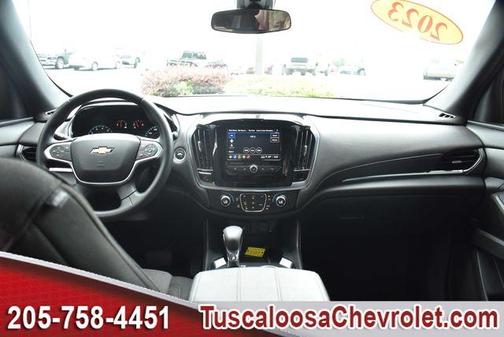 Sterling Gray Metallic 2023 Chevrolet Traverse LT Cloth