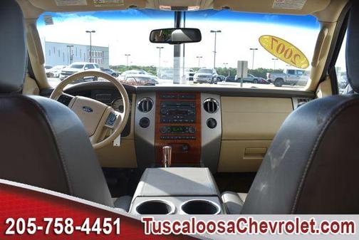 White 2007 Ford Expedition Eddie Bauer