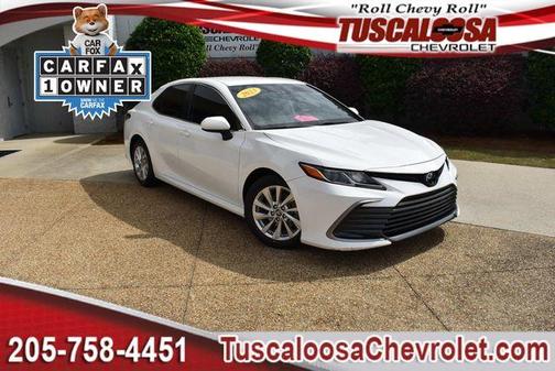 Ice 2023 Toyota Camry LE