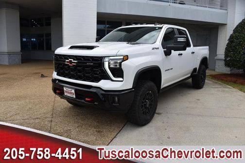 Summit White 2026 Chevrolet Silverado 2500 ZR2