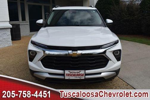 Summit White 2026 Chevrolet Trailblazer LT