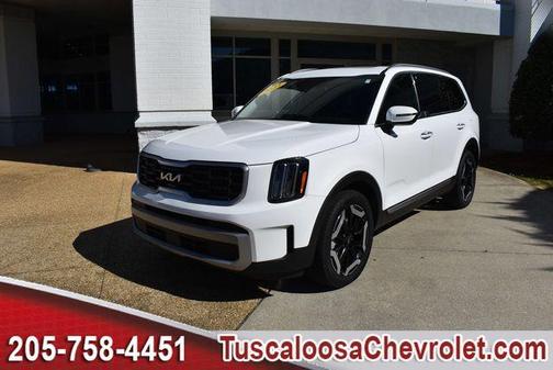 White Pearl 2023 Kia Telluride S