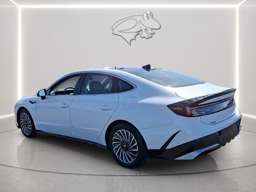 White 2024 Hyundai SONATA Hybrid Limited