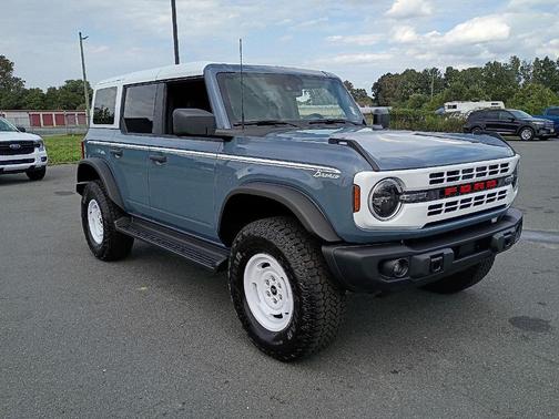 2025 Ford Bronco Heritage Edition